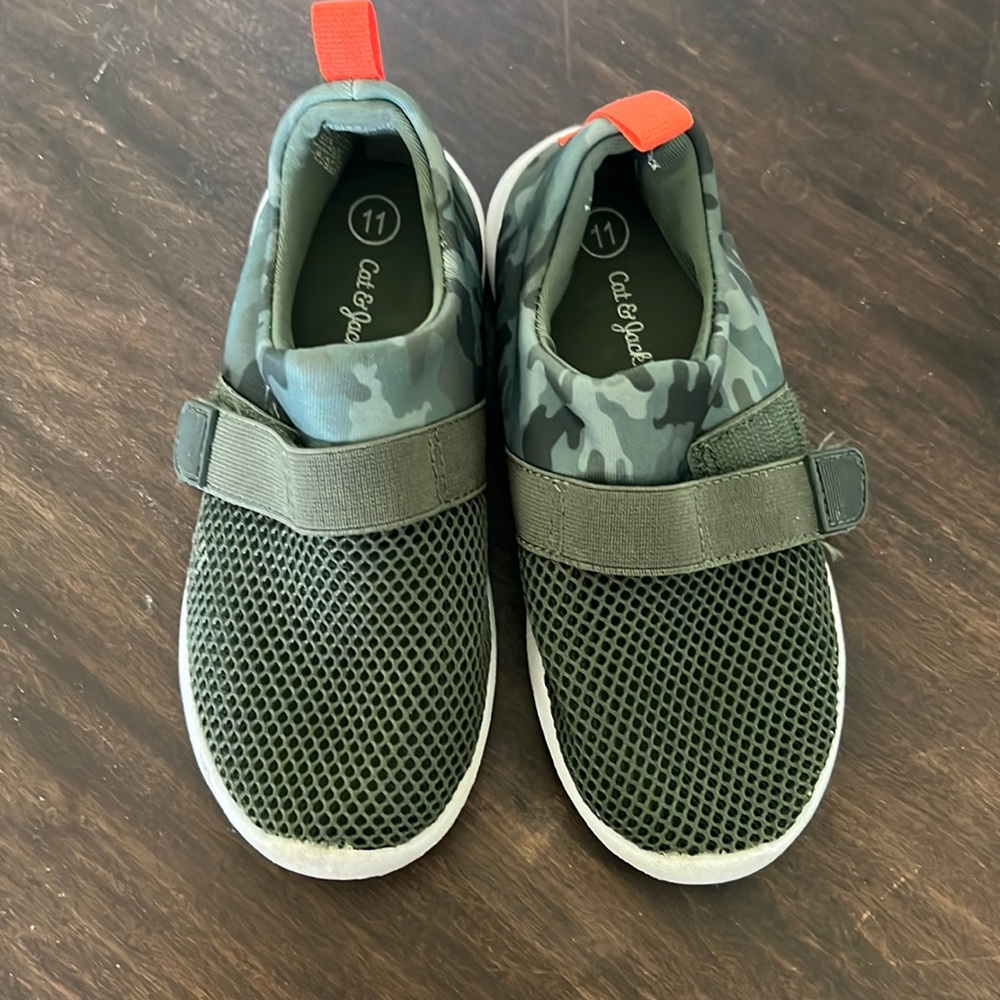Cat & Jack Kids Water Shoes